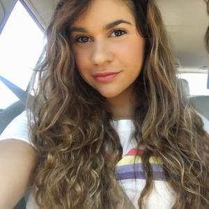 Meet your Posher, Lexie